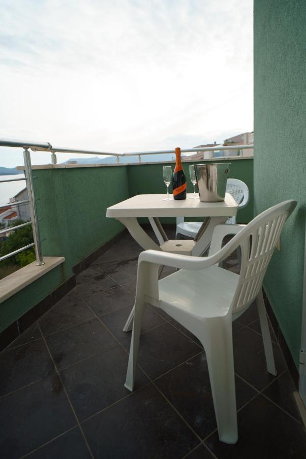 Apartment “Bel Ponte” Komarna Exterior foto